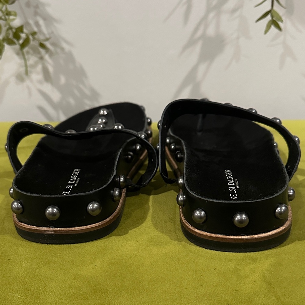 Kelsie Dagger Black Studded Sandals Size 9.5 NWOB - Picture 6 of 7